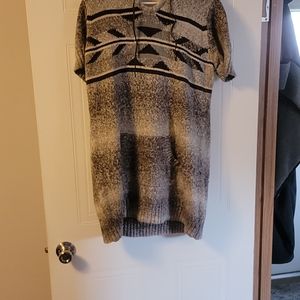 Ruffhewn short sleeve sweater dreas